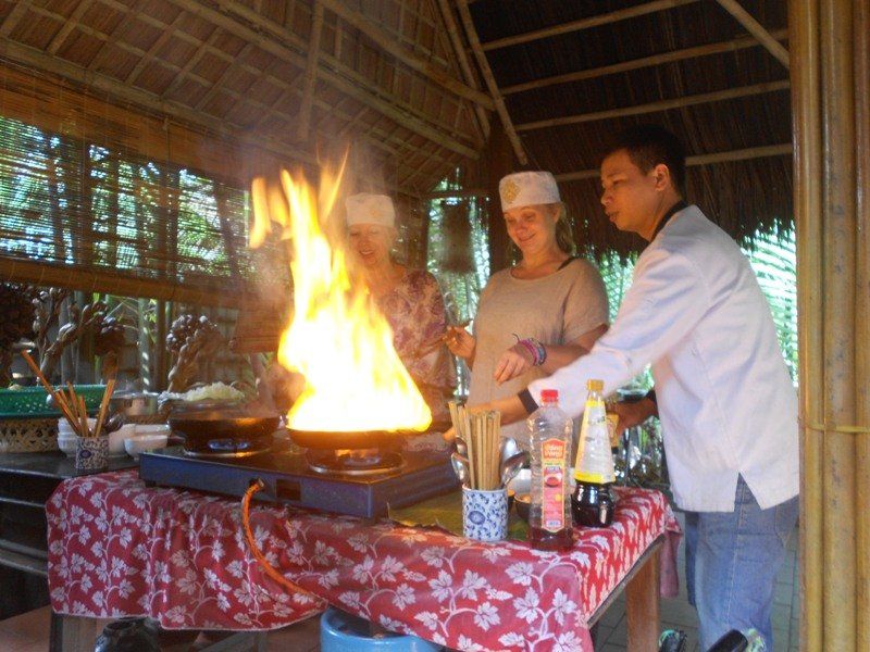 Cooking Class with Market and Eco Fishing Tour in Cam Thanh Village