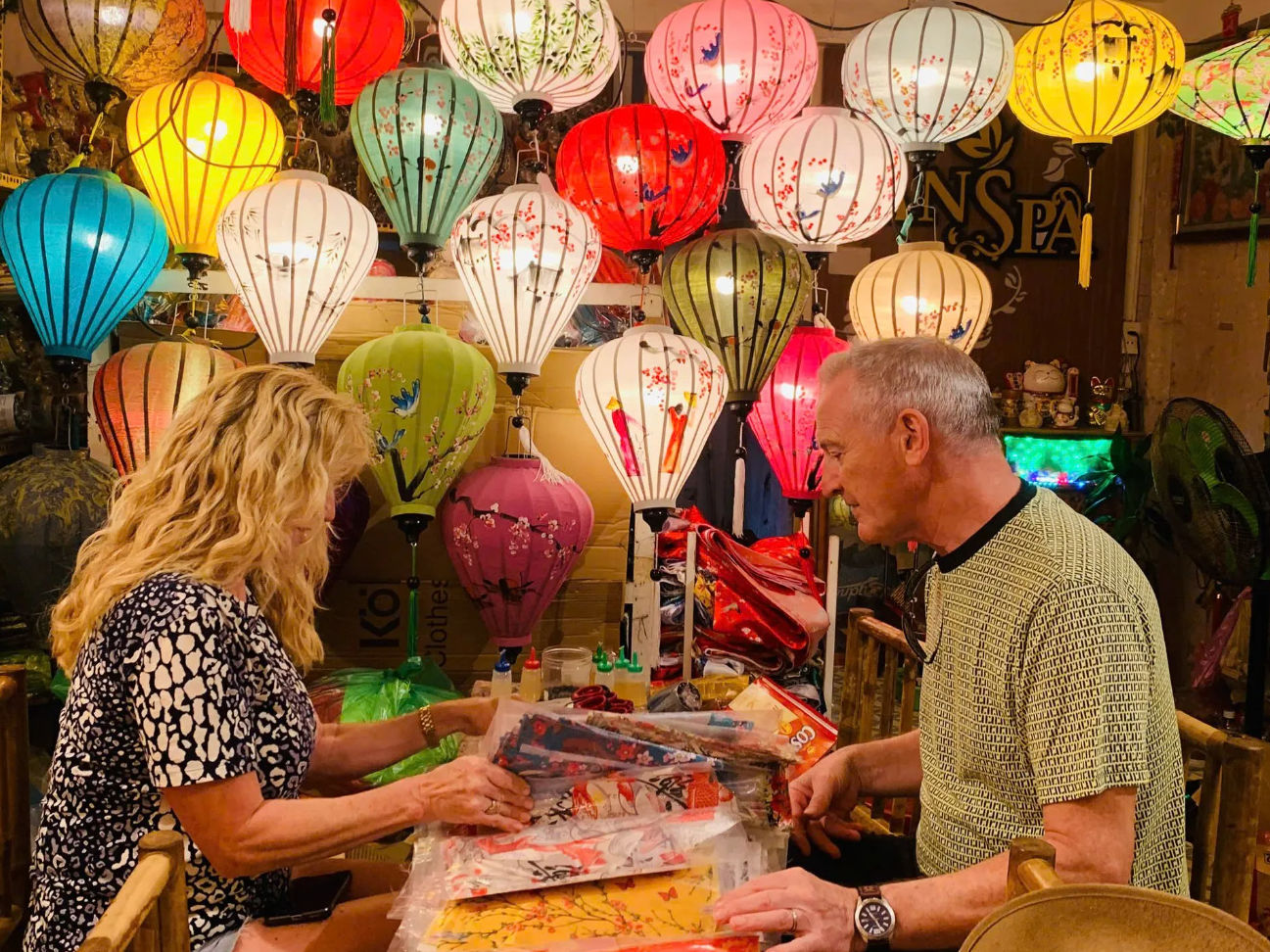 Eendenboerderij in Hoi An en lantaarn maken