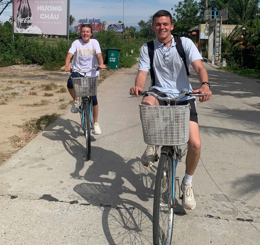 Hoi An Countryside Bike, Duck Farm & Coffee Making Experience