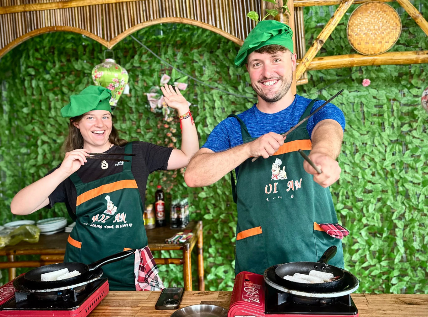 Hoi An Riverside Cooking Class with Market Tour, Basket Boat & Fishing