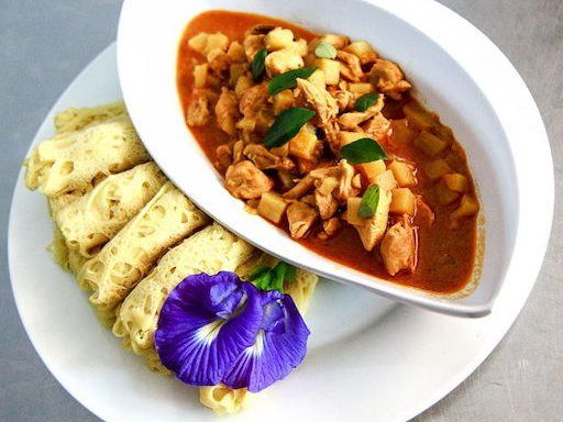 Authentic and Genuine Malaysian Cooking Class with Market Tour