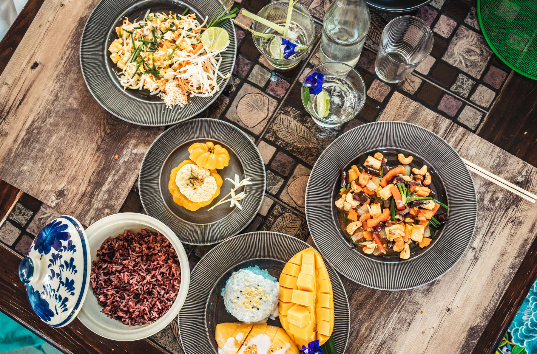 Home-Cooked Northern Thai Cuisine & Market Tour