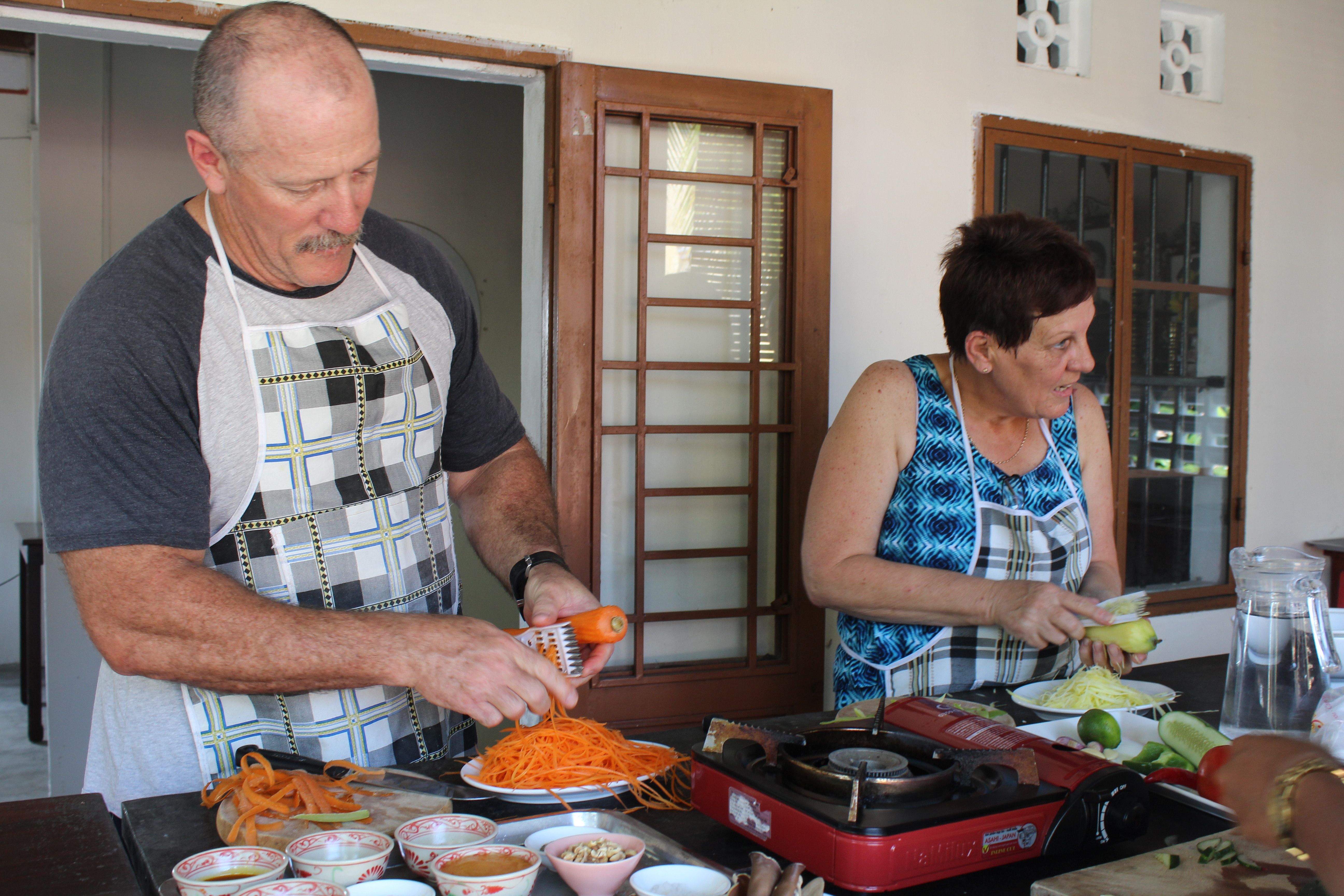 Vietnam Home Cooking Expert with Authentic Markets Experiences