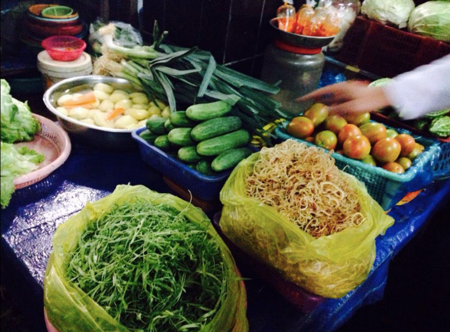 Home Cooking Class with Central Market Tour in Dalat