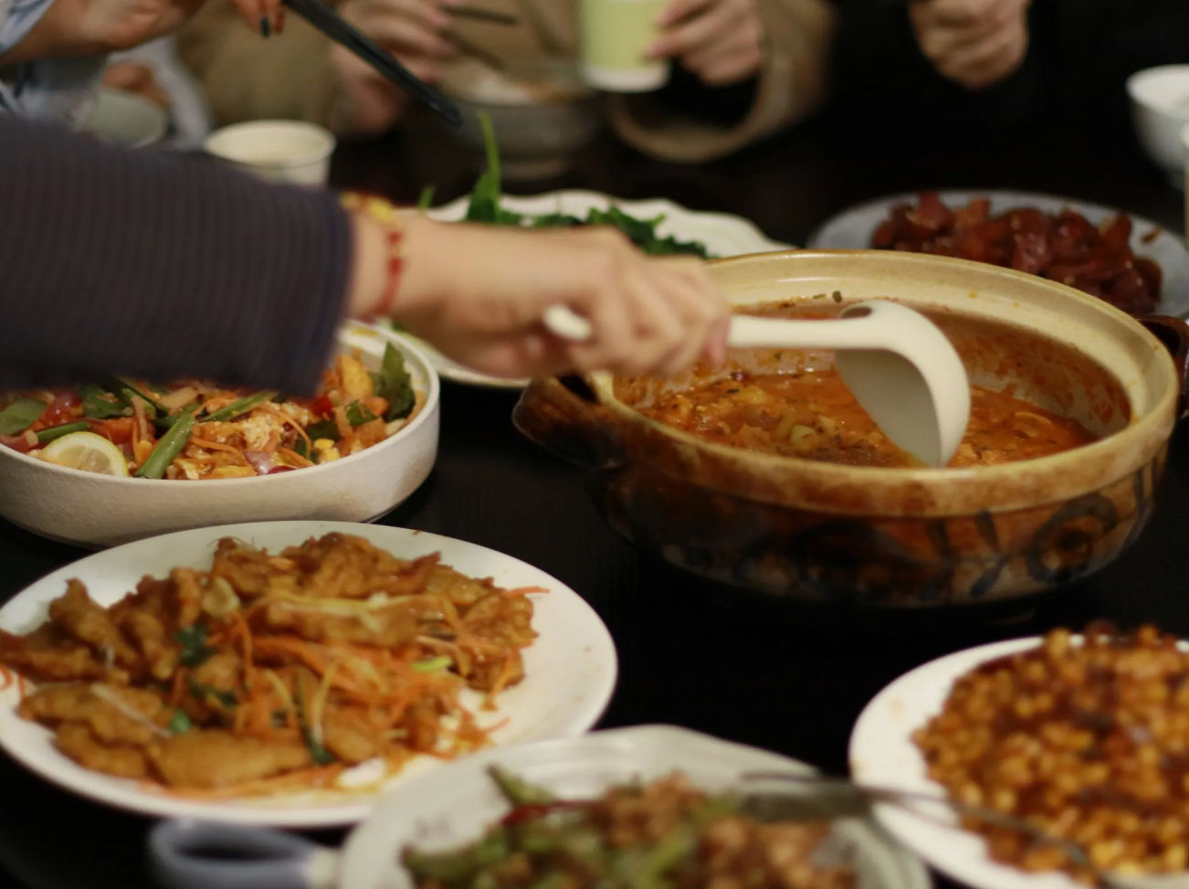 Home Dining: Sichuan & Northeast Chinese Dinner in a Local Chengdu Apartment