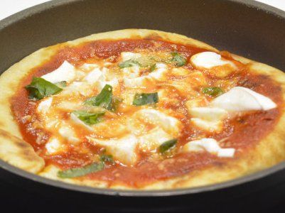 Cours pratique de pizza à Naples : Margherita, calzone frit et bien plus encore