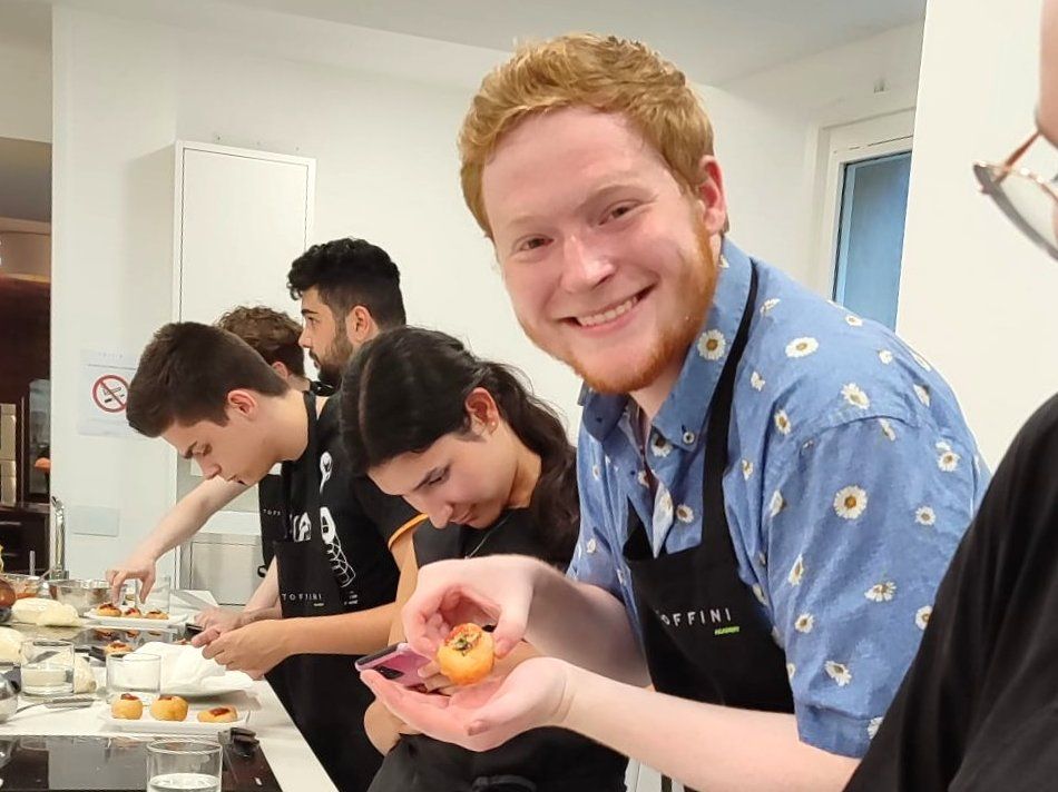 Cours pratique de pizza à Naples : Margherita, calzone frit et bien plus encore
