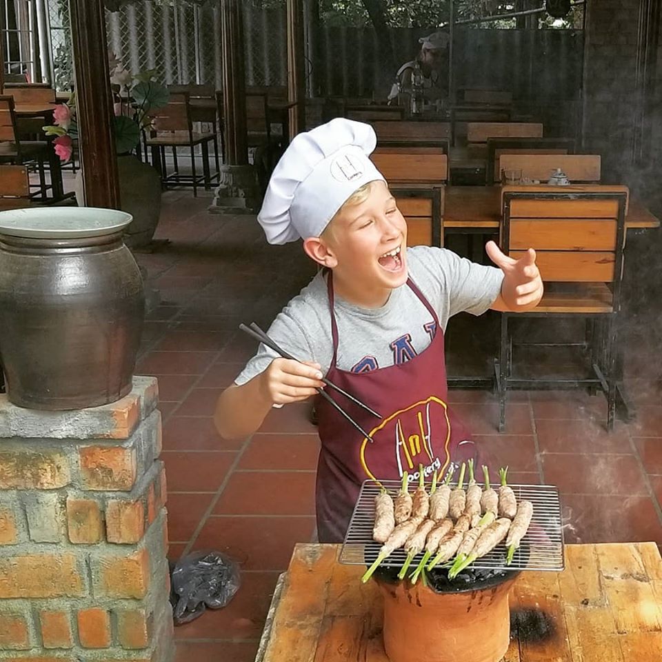 Hue Specialty Cooking Class with Market Tour