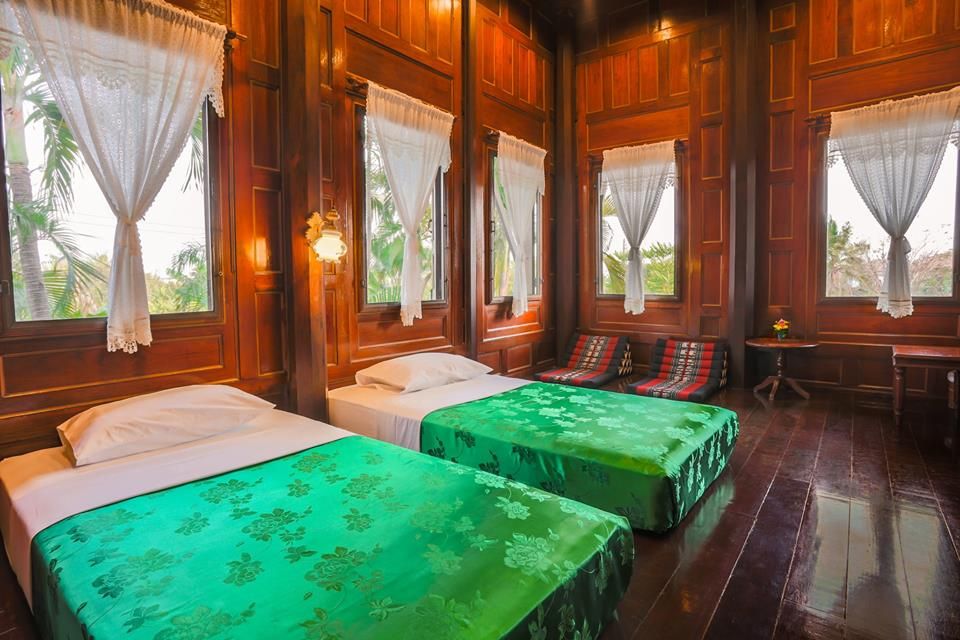 2 Day/1 Night Fun Thai Cooking Class in Family Kitchen Room and Boat Trip Included