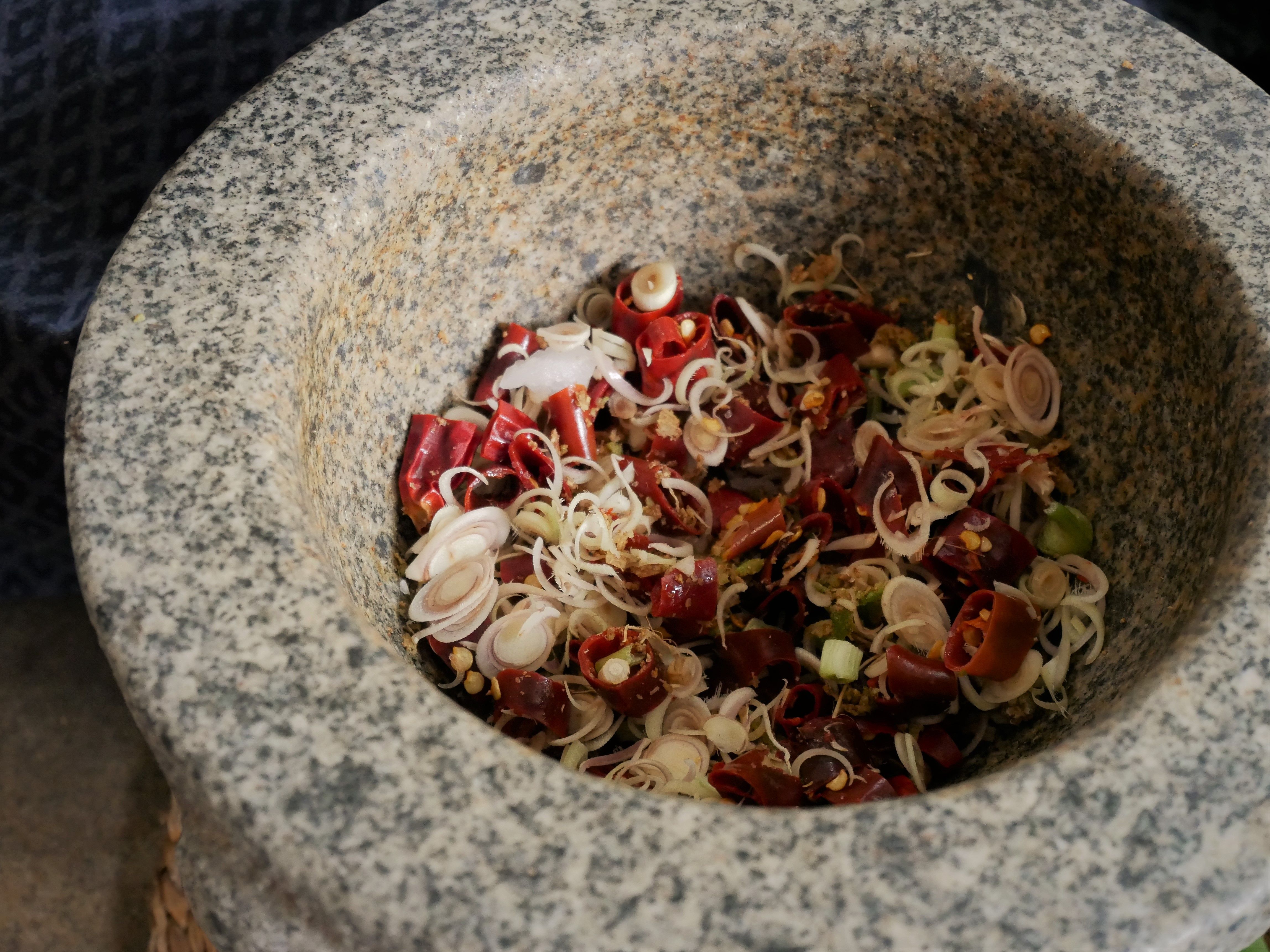 2 Day/1 Night Fun Thai Cooking Class in Family Kitchen Room and Boat Trip Included