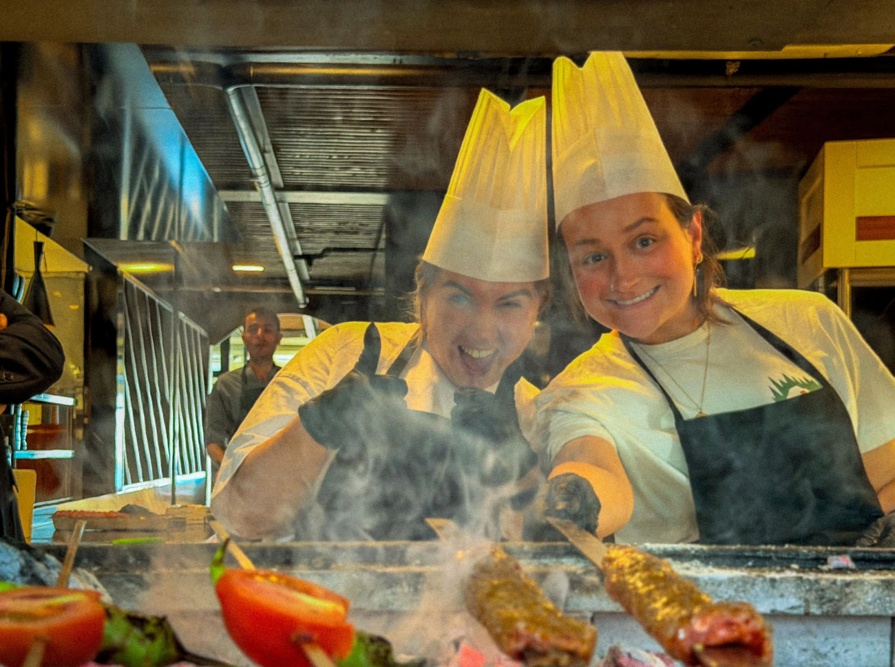 Istanbul: Een traditionele Turkse pizza- en kebabbereidingservaring
