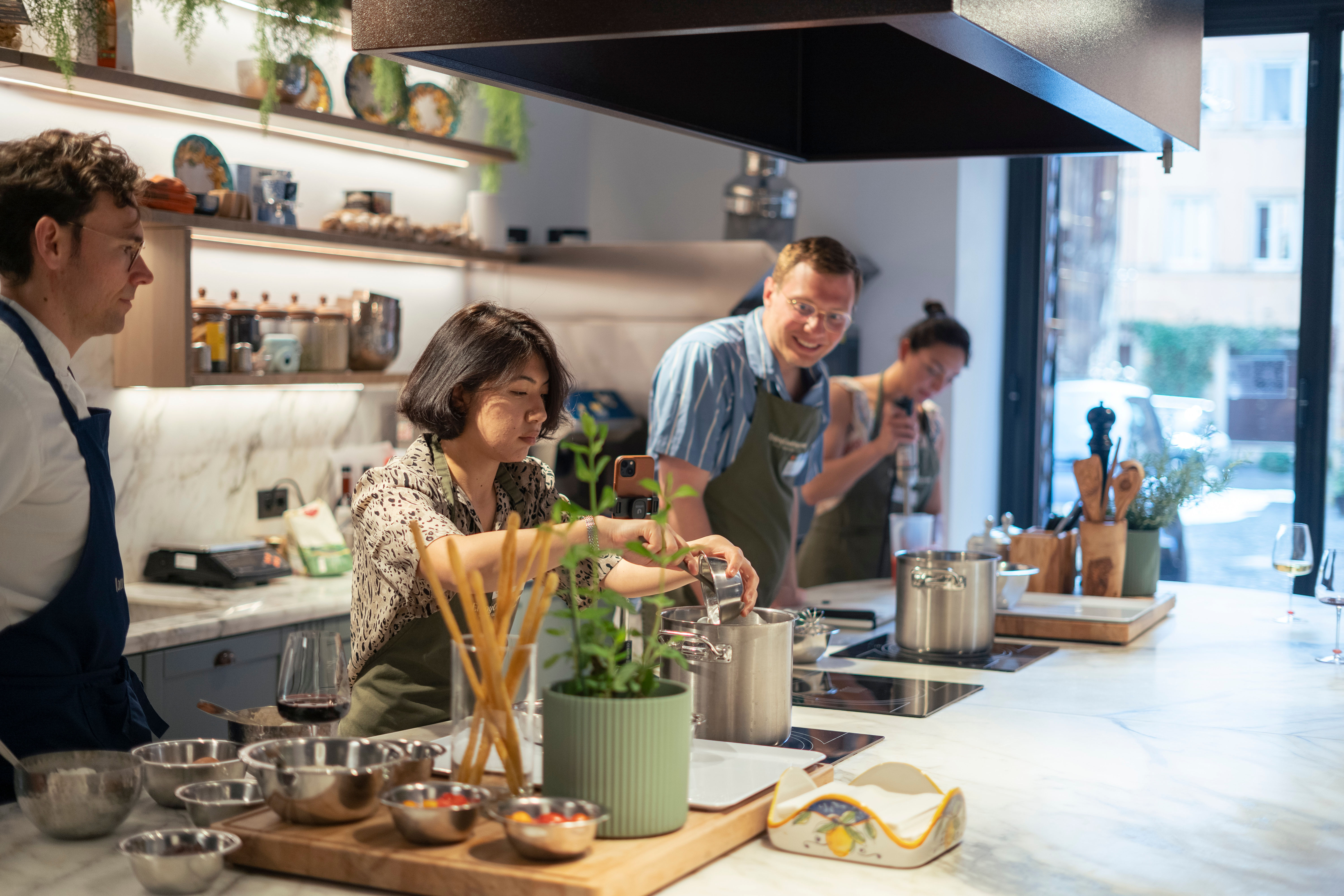 Italian Pizza, Supplì and Gelato Class with Wine by the Colosseum Rome