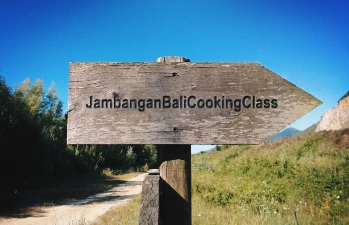 Jambangan 厨艺课程（附稻田参观＆自制椰子油体验）