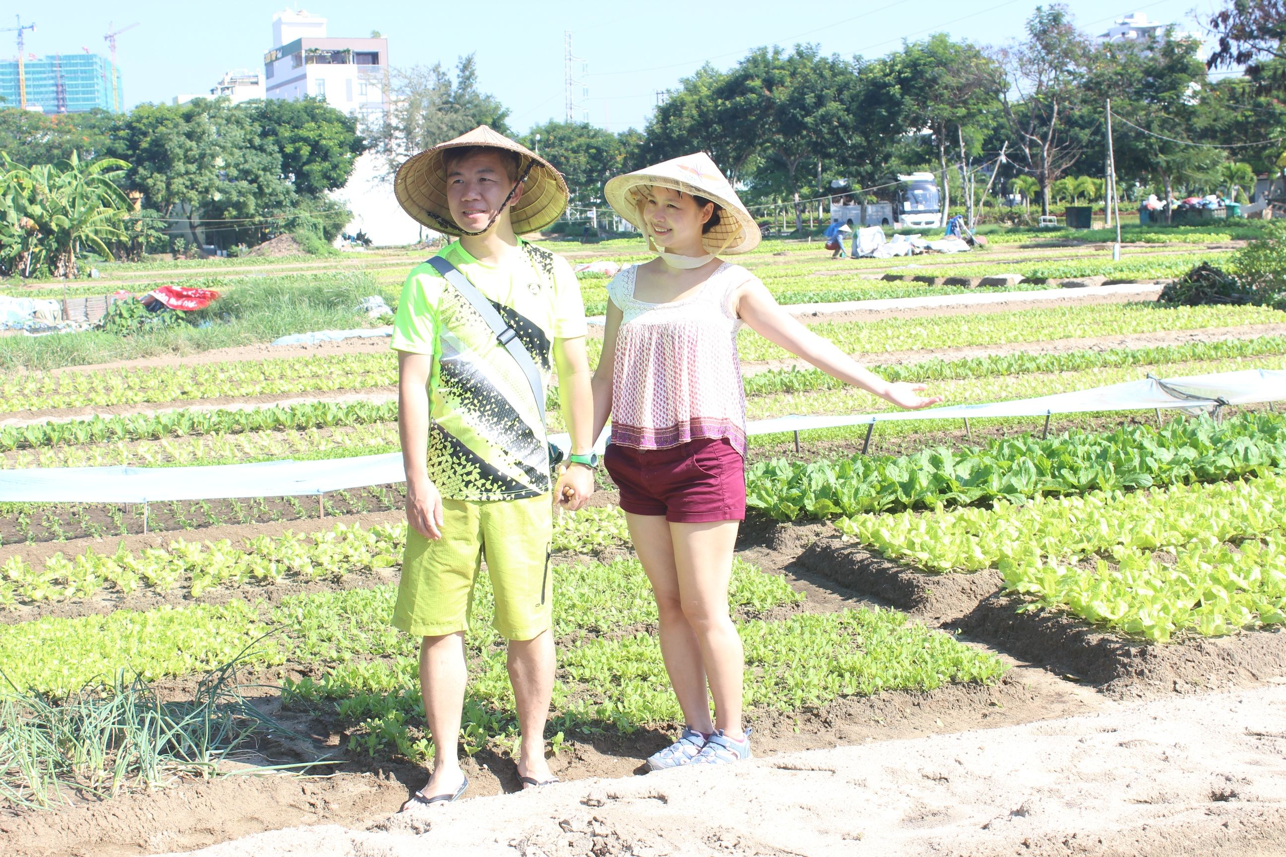 Jolie Da Nang Cooking Class with Organic Garden and Market Tour