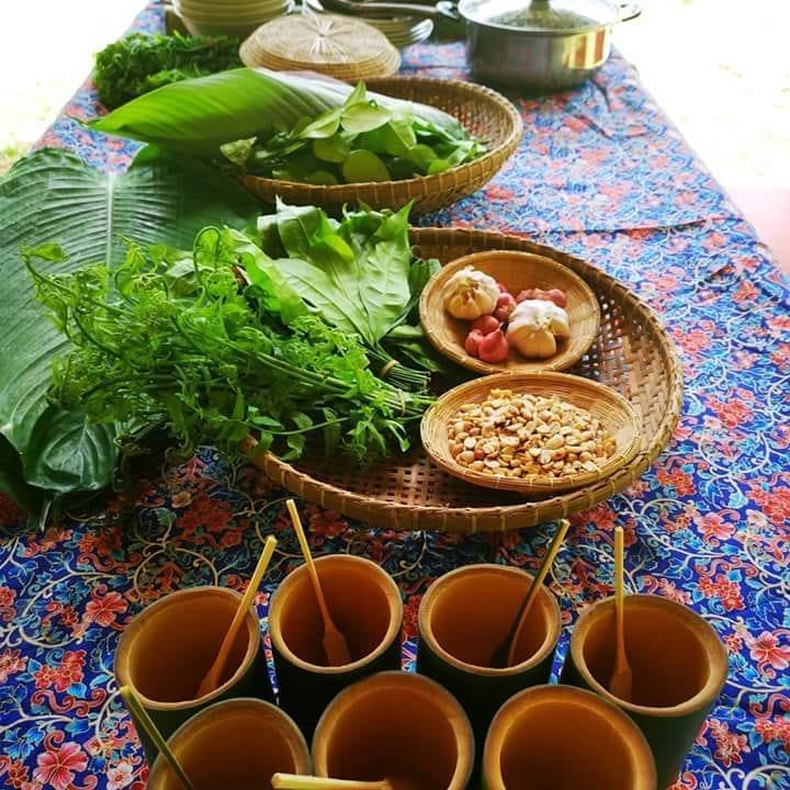 Khao Sok Jungle Cooking