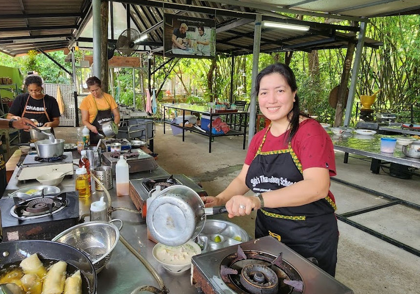 Krabi's Authentic Evening Thai Culinary Class