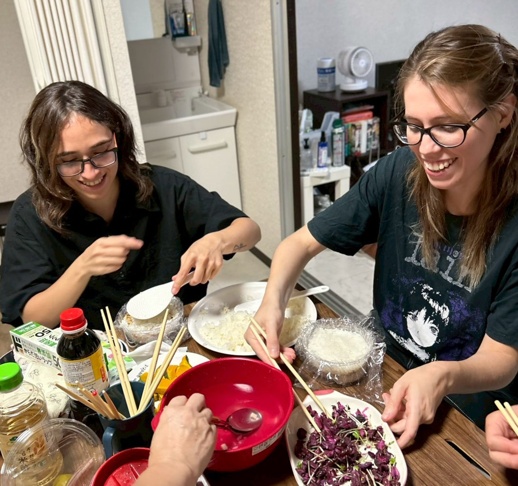 Kyoto-Style Miso Soup and Chirashi Sushi Cooking Experience