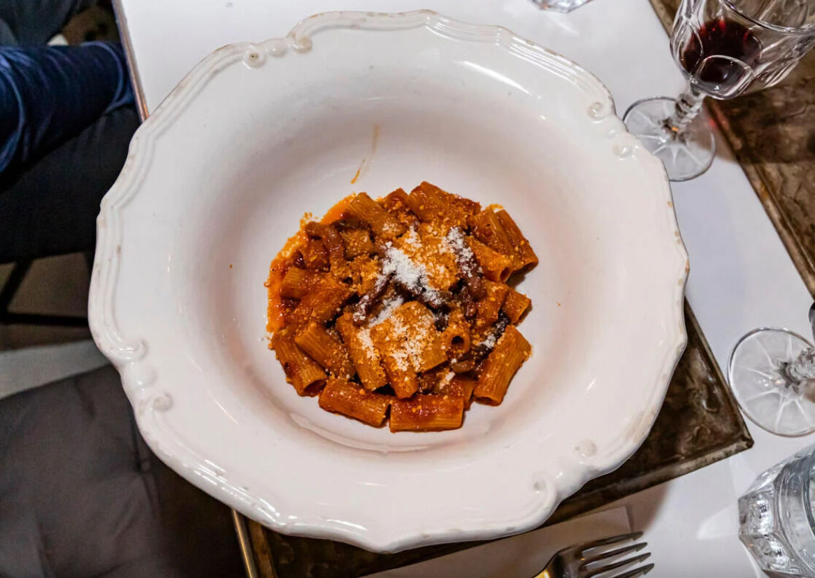 Late Night in Rome: VIP Golf Cart Food & Drinks Experience