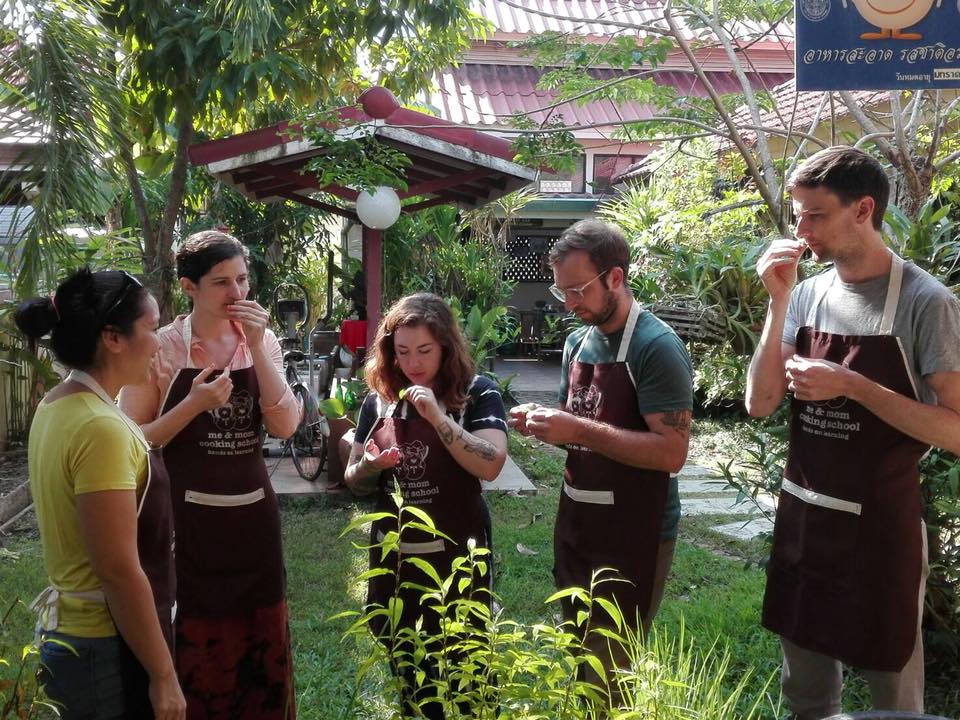 Thai Food Culture and Cooking Techniques with Me & Mom Using Fresh Ingredients from Our Garden
