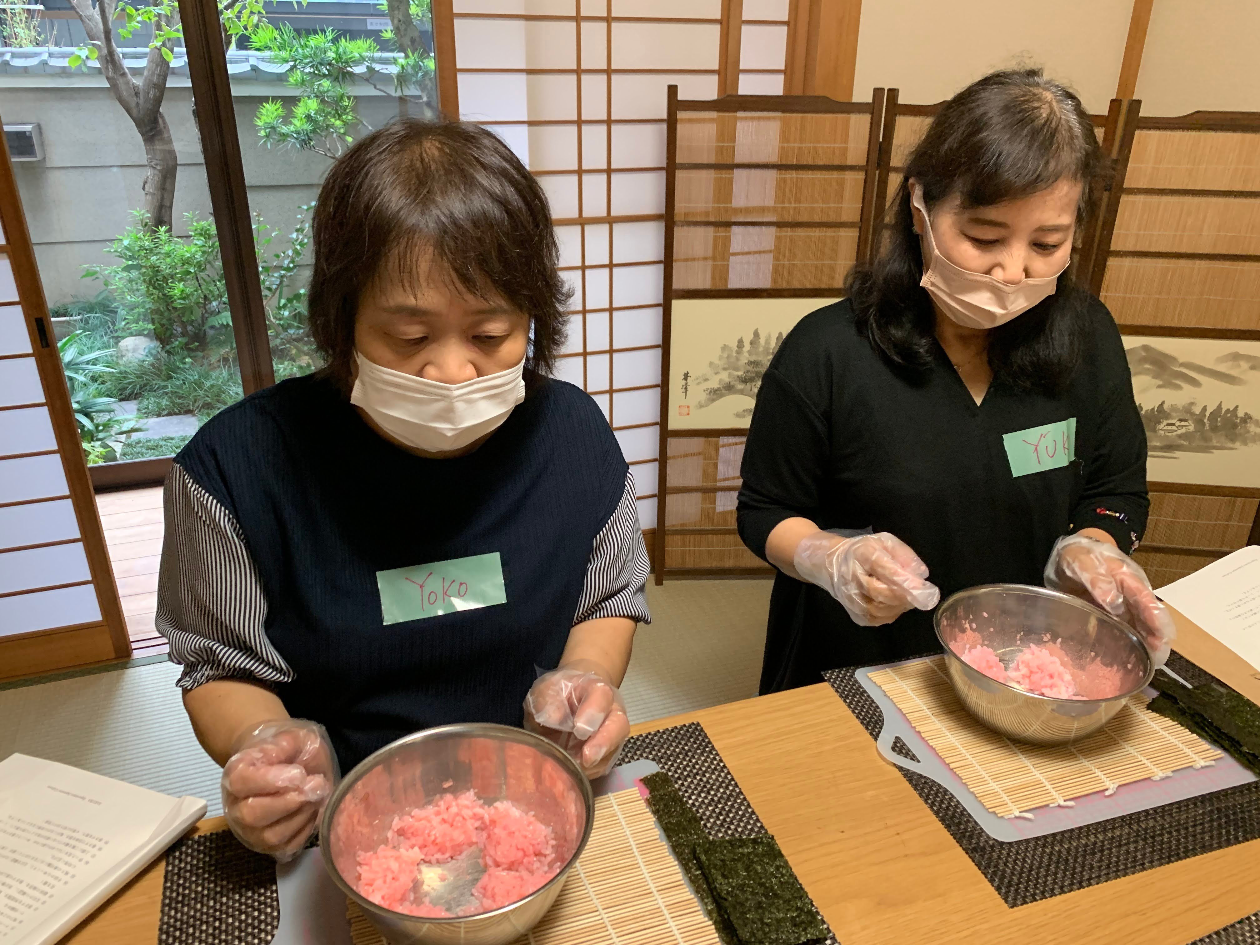 Learn How to Make Decorative Sushi Rolls with Local Teacher