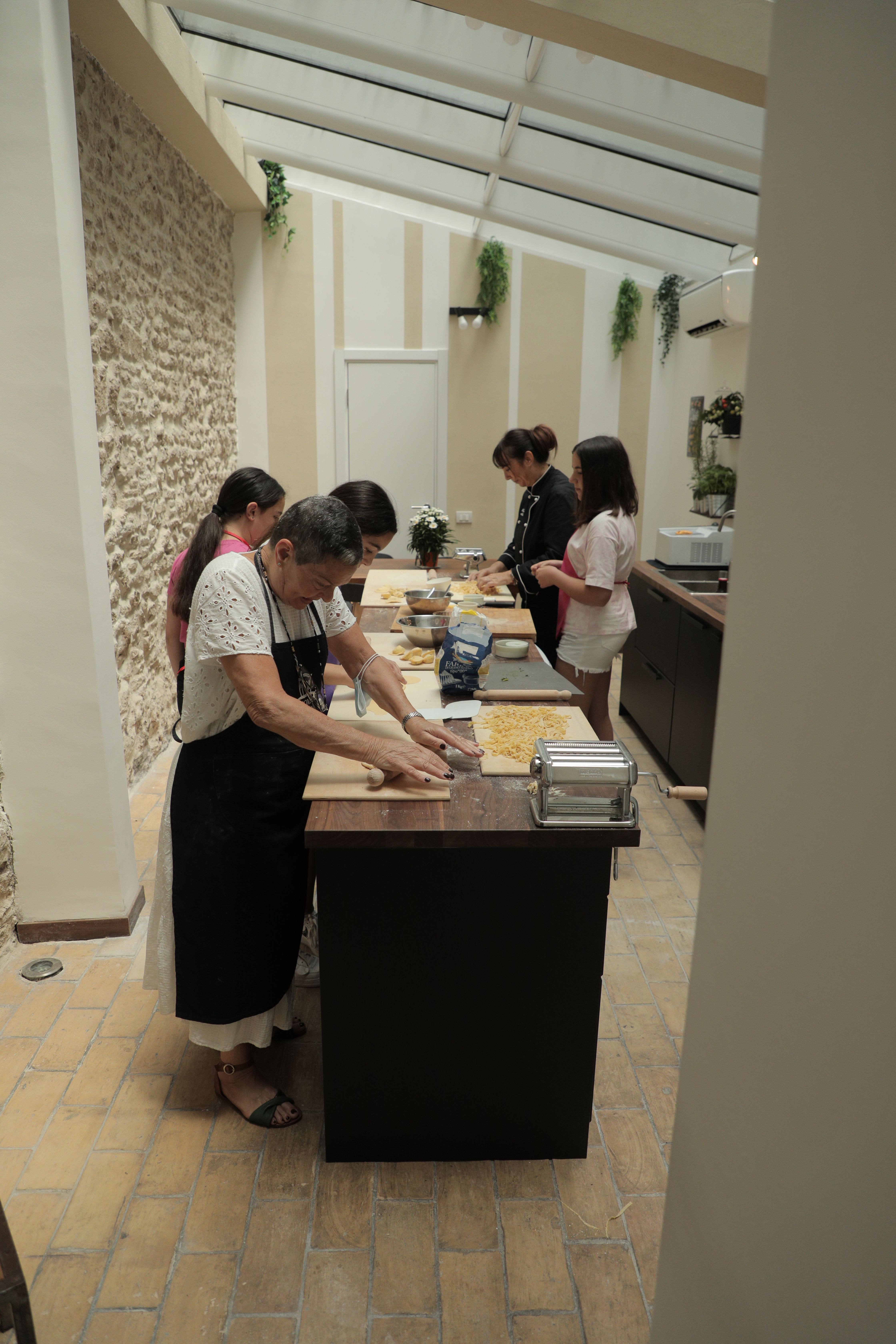 Learn pasta, ravioli and gelato with a chef in Rome city center!