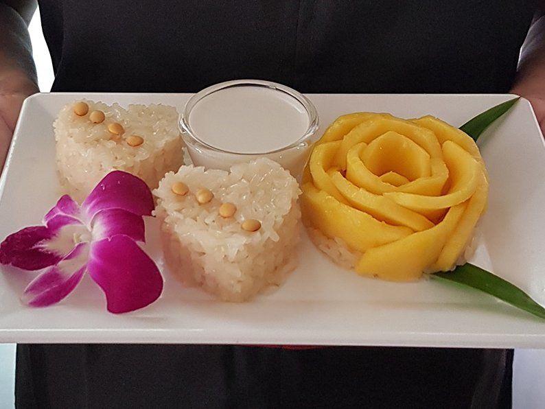 Choose Your Own Favorite Thai Dish Hands-on Authentic Thai Cooking Class with Local Market Tour