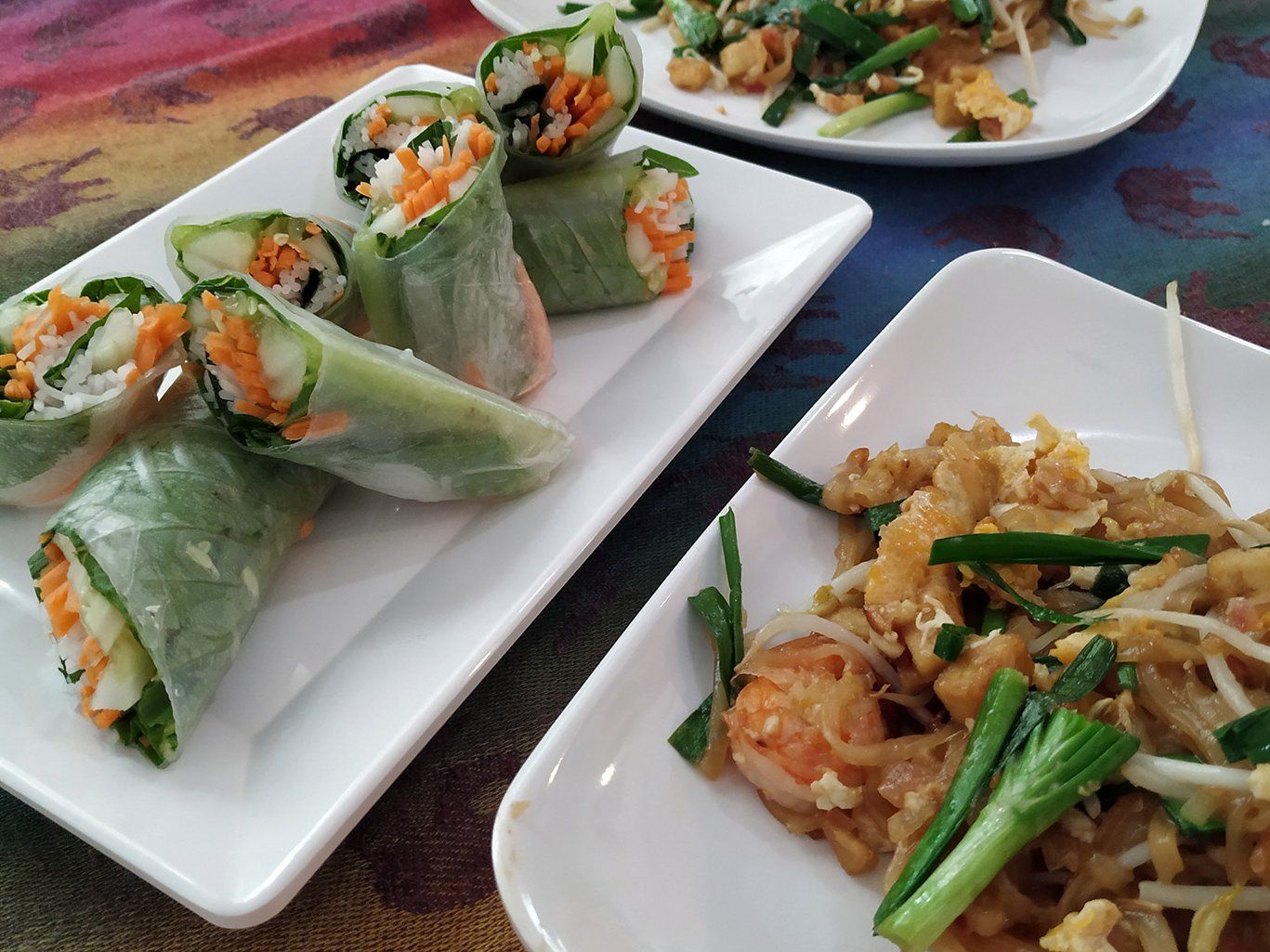 Choose Your Own Favorite Thai Dish Hands-on Authentic Thai Cooking Class with Local Market Tour