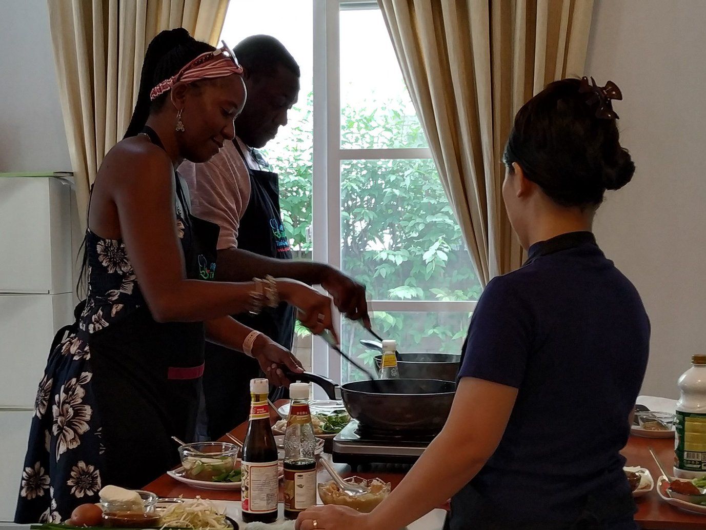 Choose Your Own Favorite Thai Dish Hands-on Authentic Thai Cooking Class with Local Market Tour