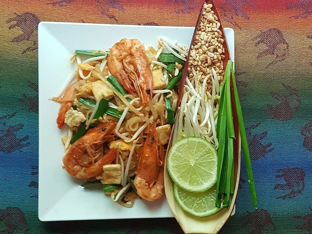 Choose Your Own Favorite Thai Dish Hands-on Authentic Thai Cooking Class with Local Market Tour
