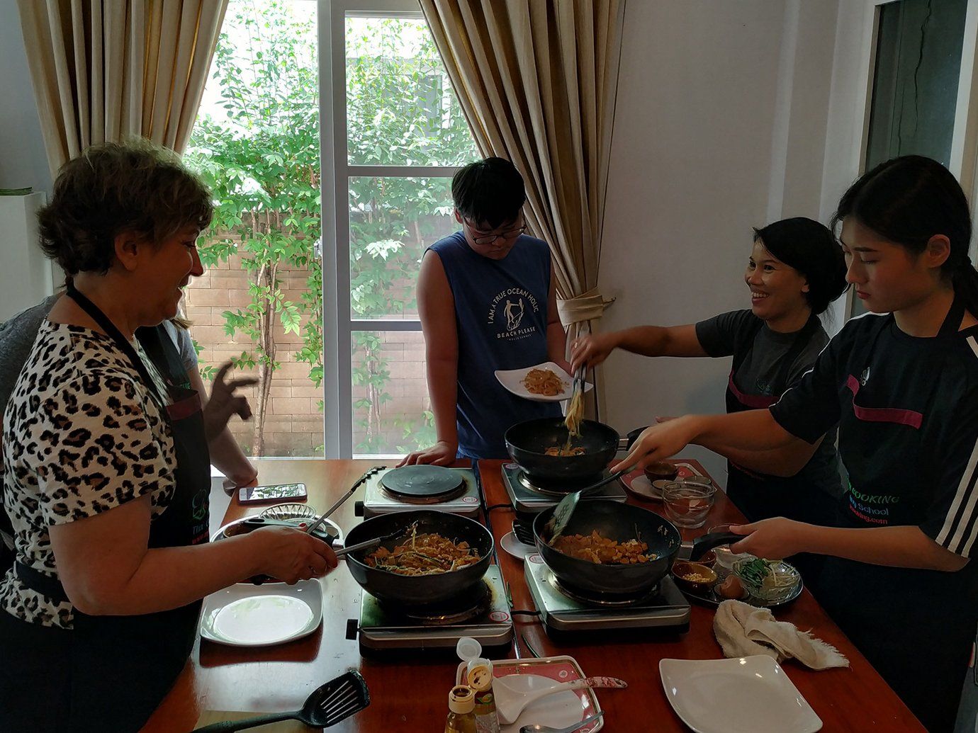 Choose Your Own Favorite Thai Dish Hands-on Authentic Thai Cooking Class with Local Market Tour