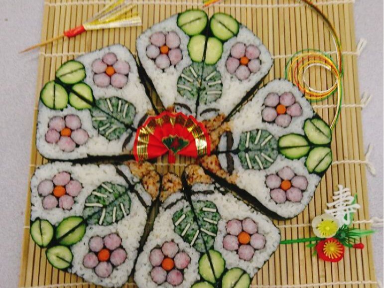 Let's Make Artistic Sushi in Osaka