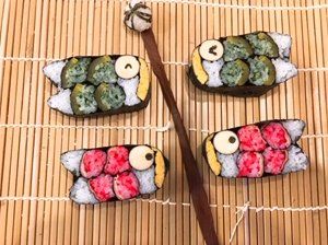 Let's Make Artistic Sushi in Osaka