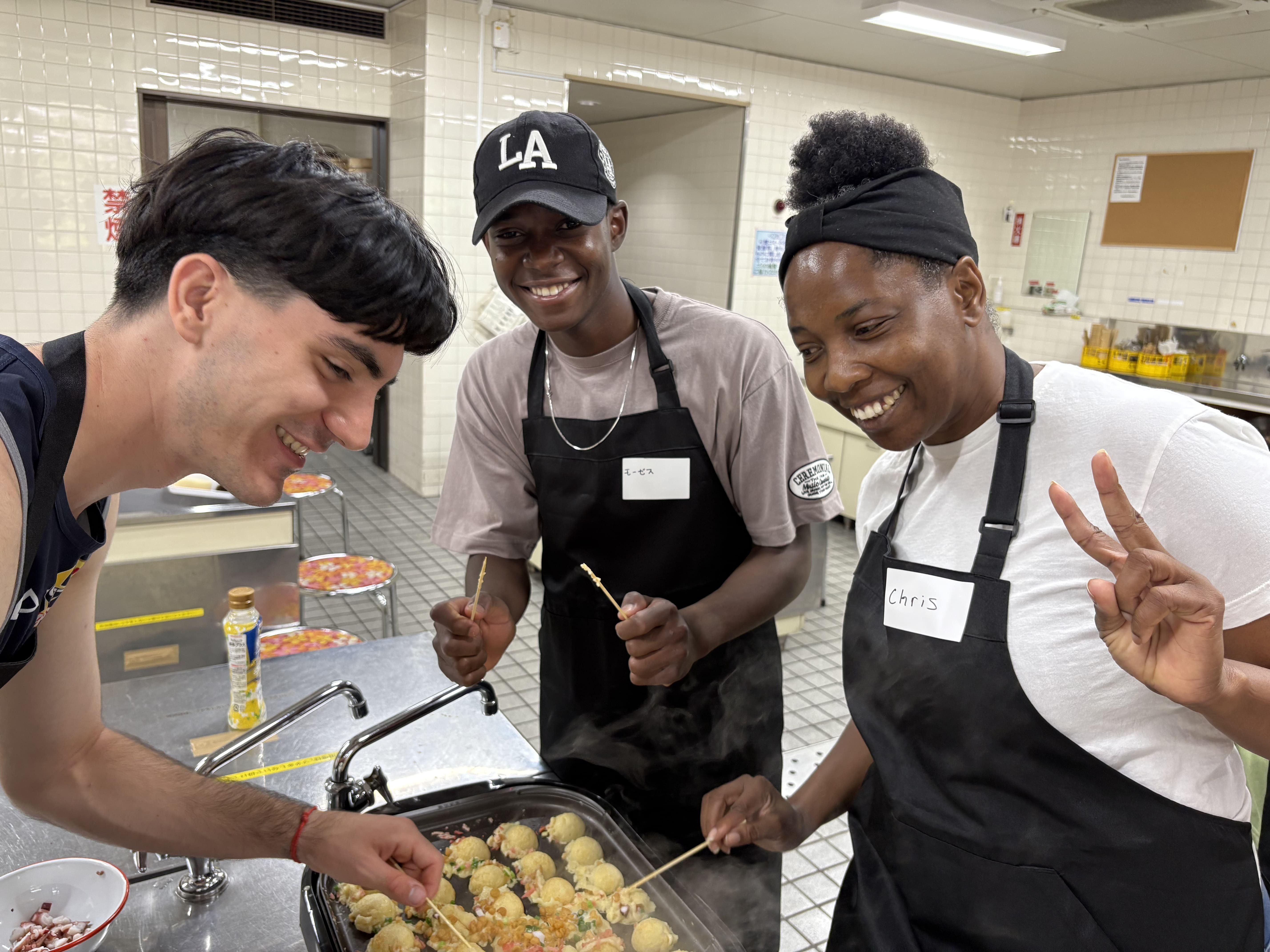 Mari bersenang-senang membuat Takoyaki Jepang yang terkenal di Nagoya!