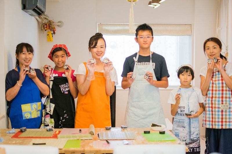 Let's Make Artistic Sushi in Osaka