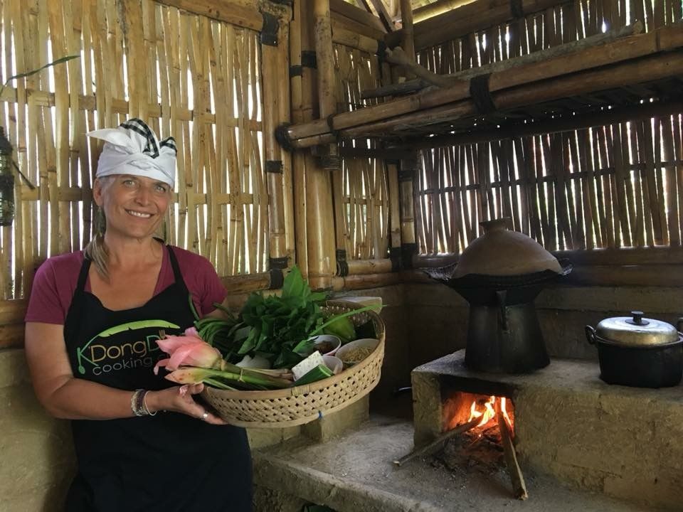 Exclusive Authentic Balinese Cooking in a Balinese Family Home
