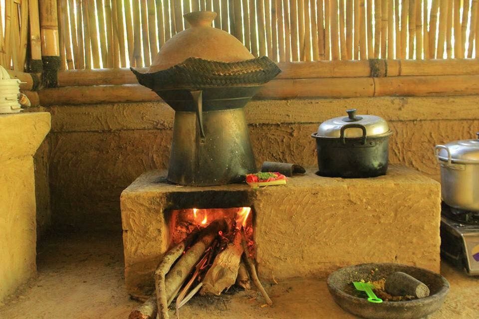 Exclusive Authentic Balinese Cooking in a Balinese Family Home