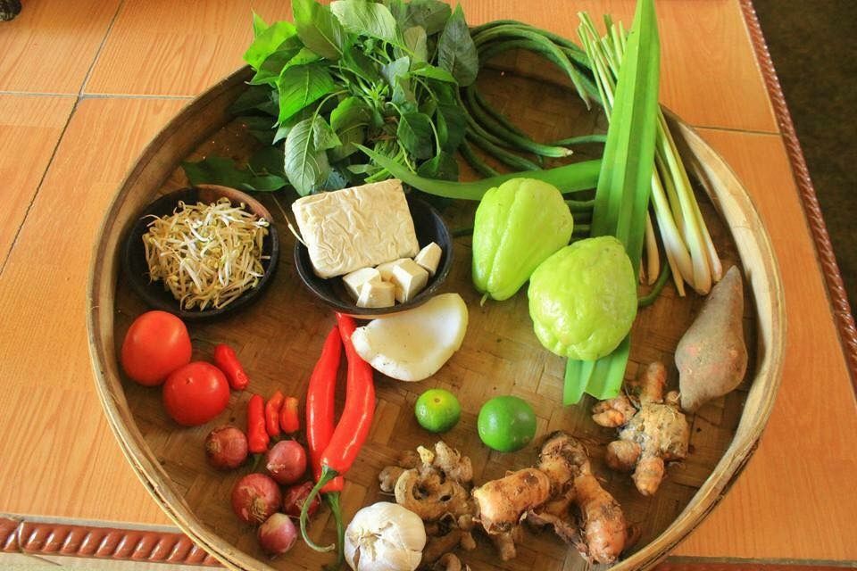 Exclusive Authentic Balinese Cooking in a Balinese Family Home