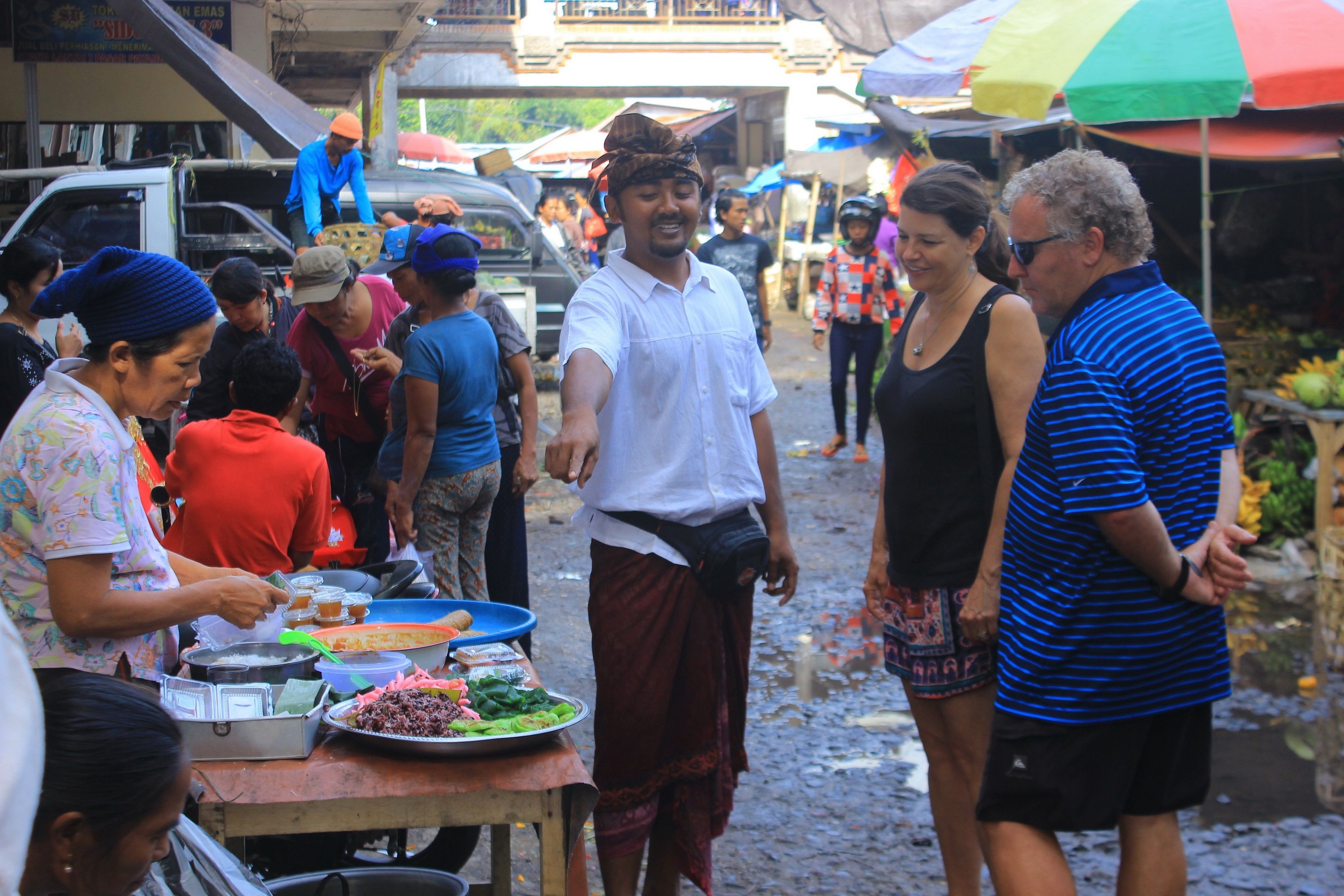 Exclusive Authentic Balinese Cooking in a Balinese Family Home