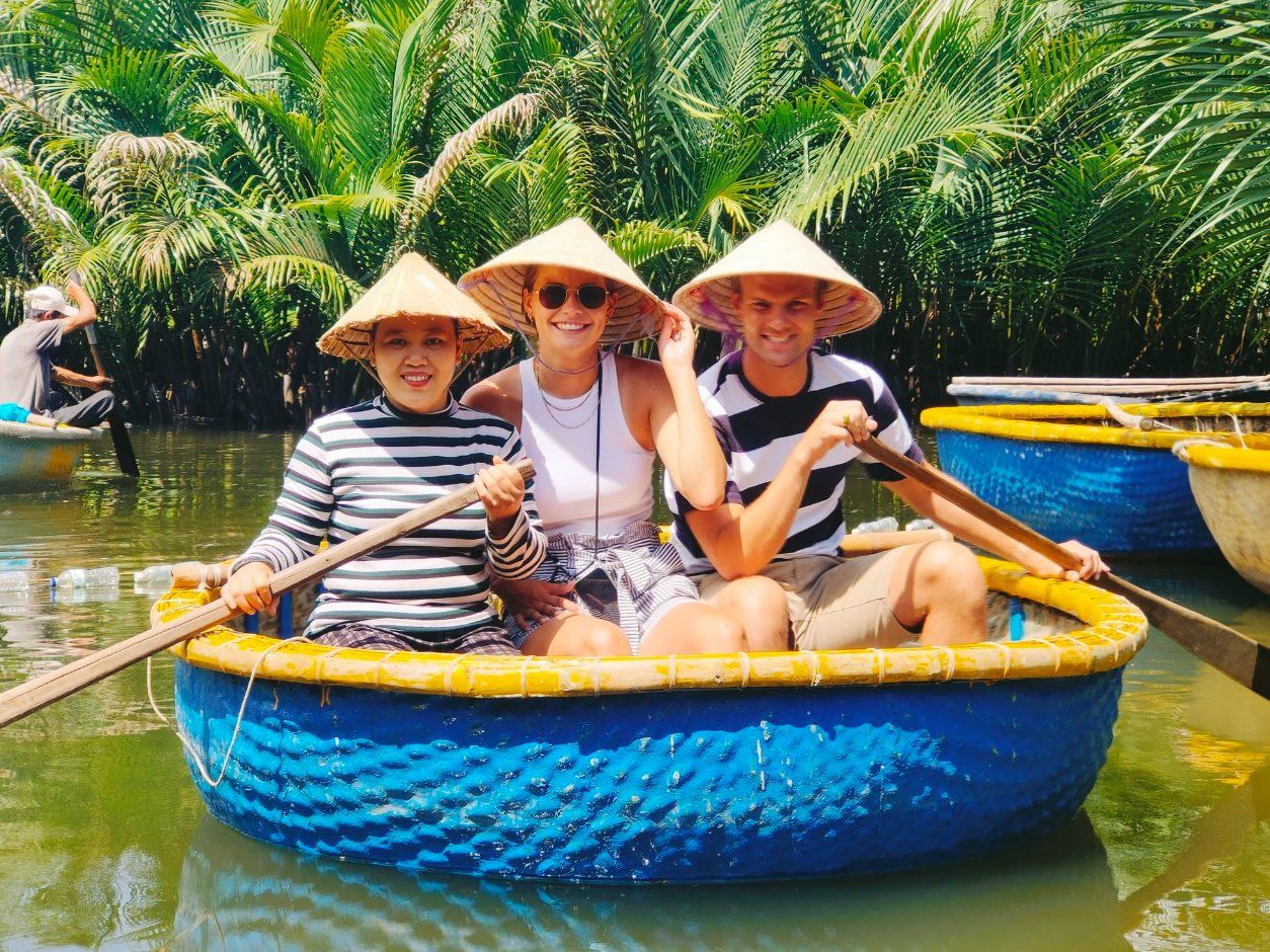 Local Market Walk, Basket Boat and Cooking Class Experience