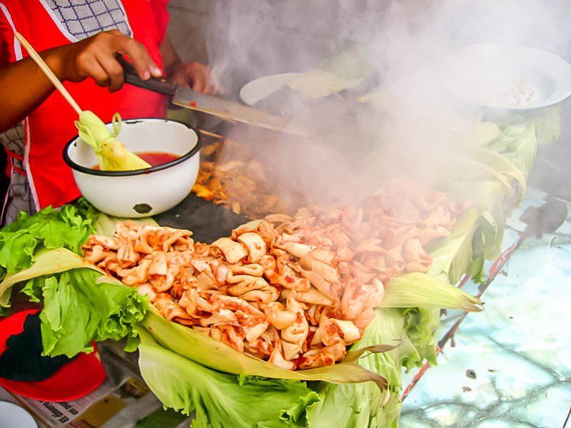 Daily Market & Food History: Foodie Tour Around Three of Lima's Most Representative Markets