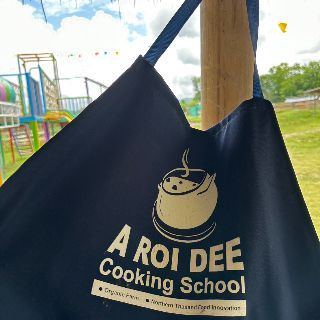 A ROI DEE Cooking School logo