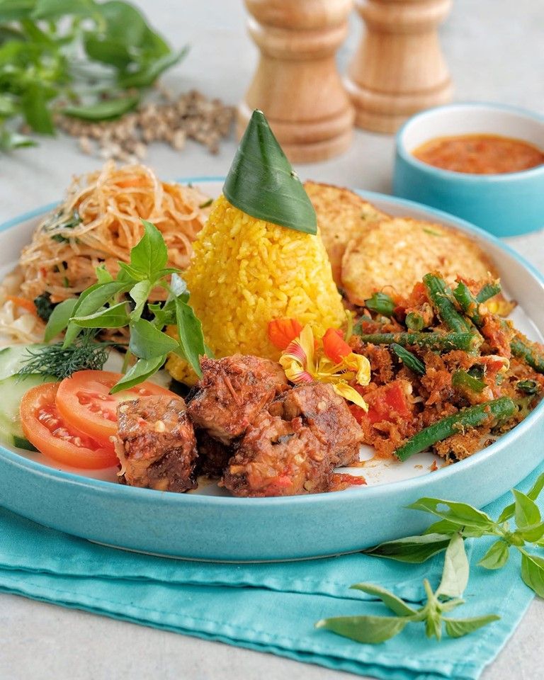 Majestic Plant-based Cooking Class at the Herb Library Ubud
