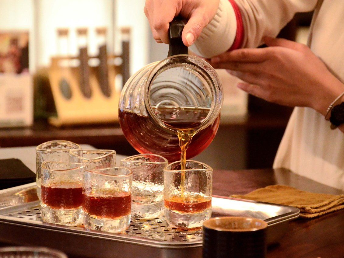 Hanoi: Hands-on Egg Coffee and Enjoy Chicken Pho