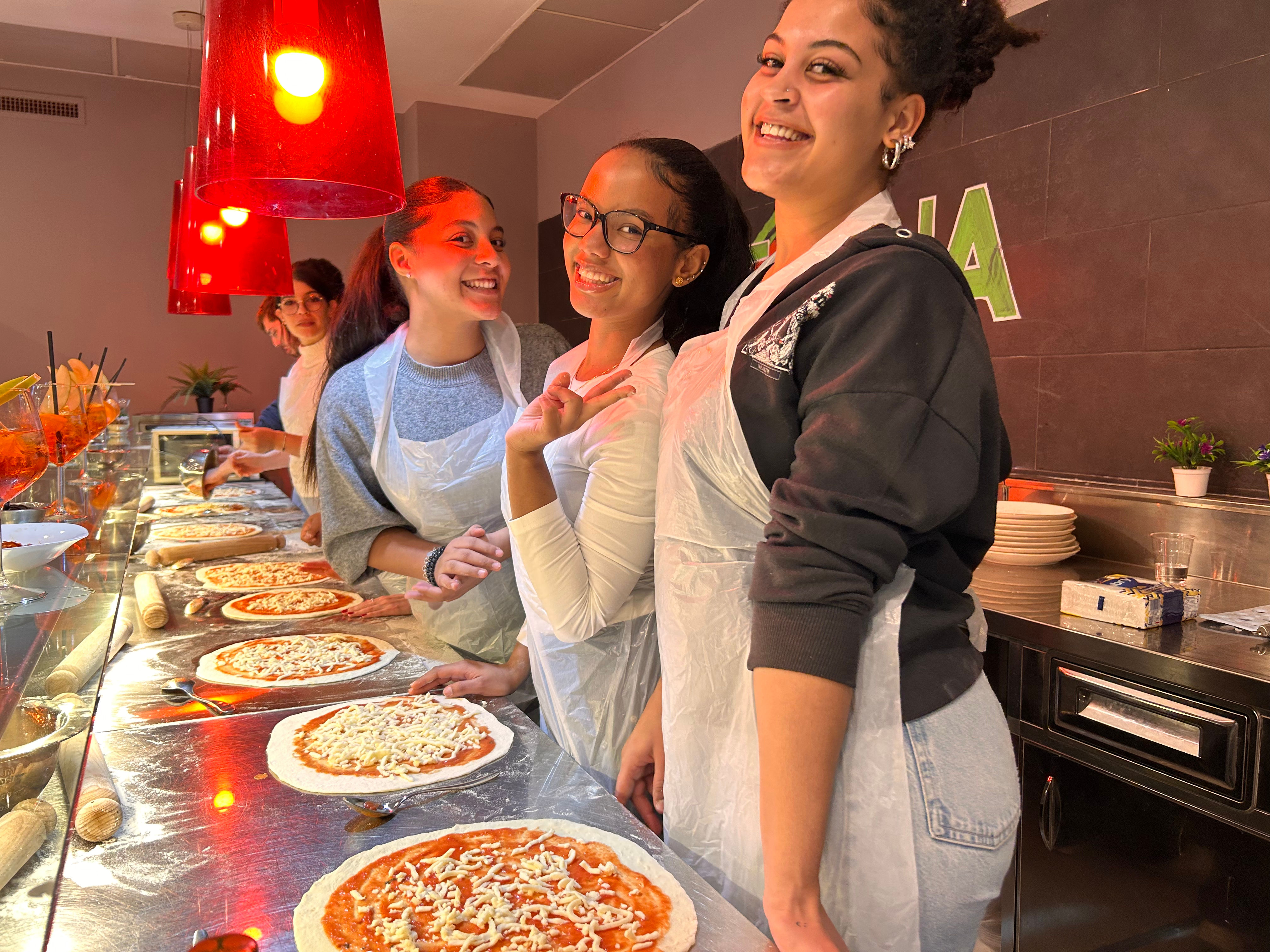 Make Authentic Pizza in Rome and Spritz-Making