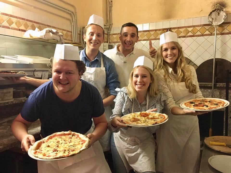 Eat & Walk Italy: Make your own Pizza in Rome – Create your Pizza with ...