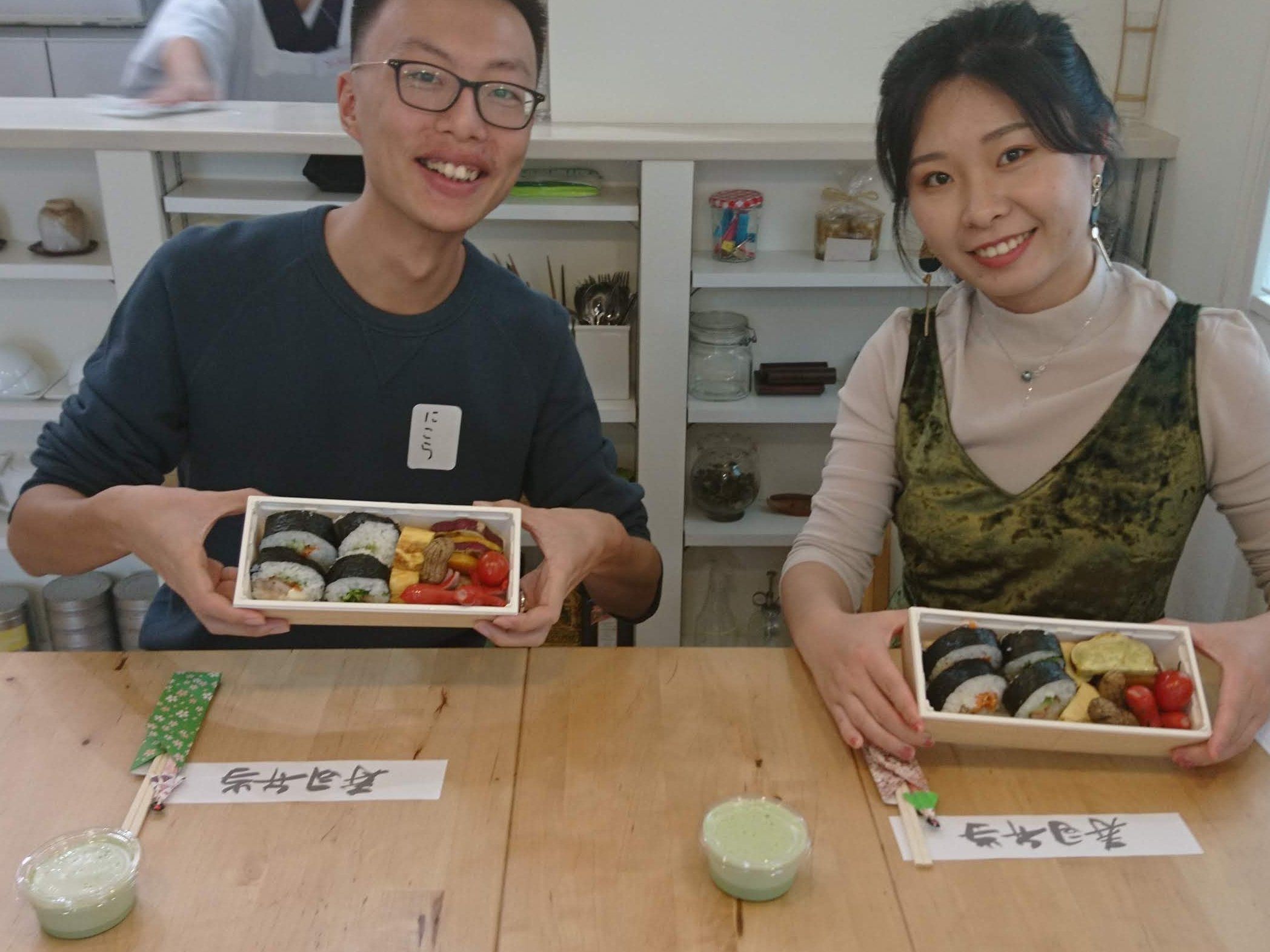 Making Sushi Rolls Bento and Supermarket Tour in Kamakura