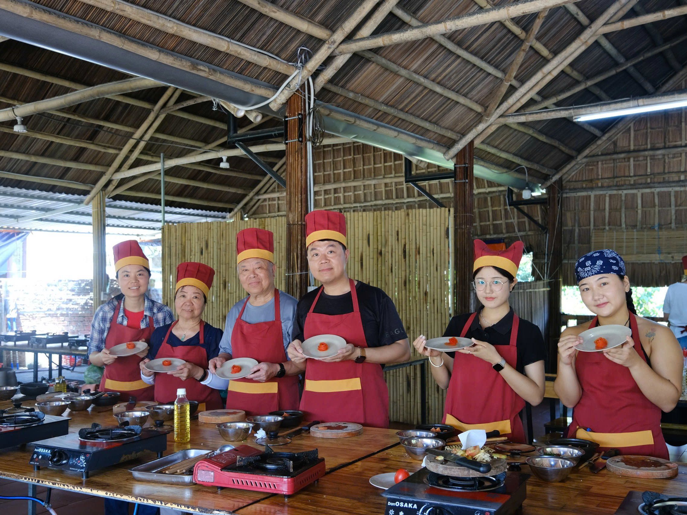 Market Exploration, Basket Boat Ride and Culinary Adventure in Cam Thanh Village
