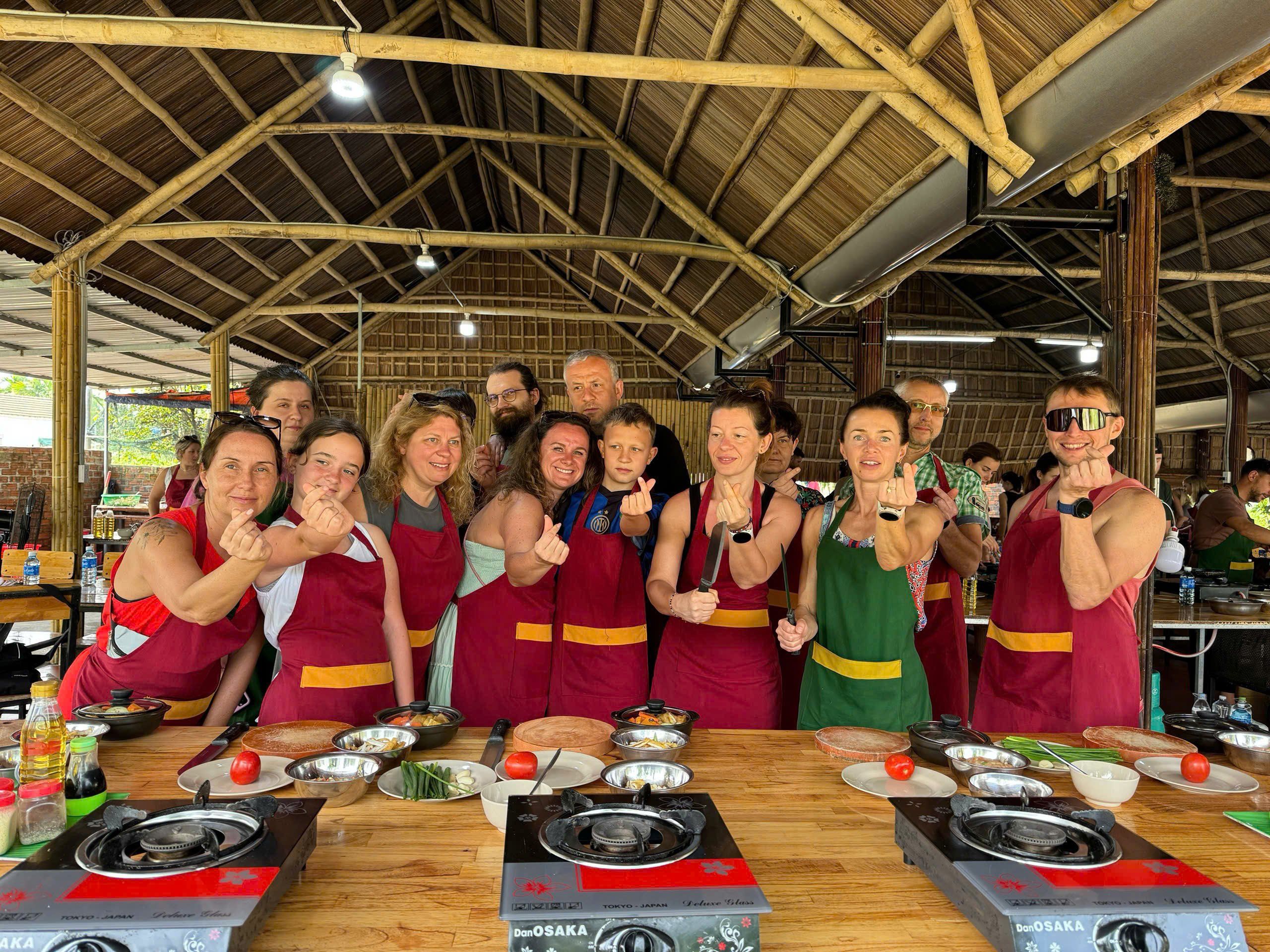Market Exploration, Basket Boat Ride and Culinary Adventure in Cam Thanh Village