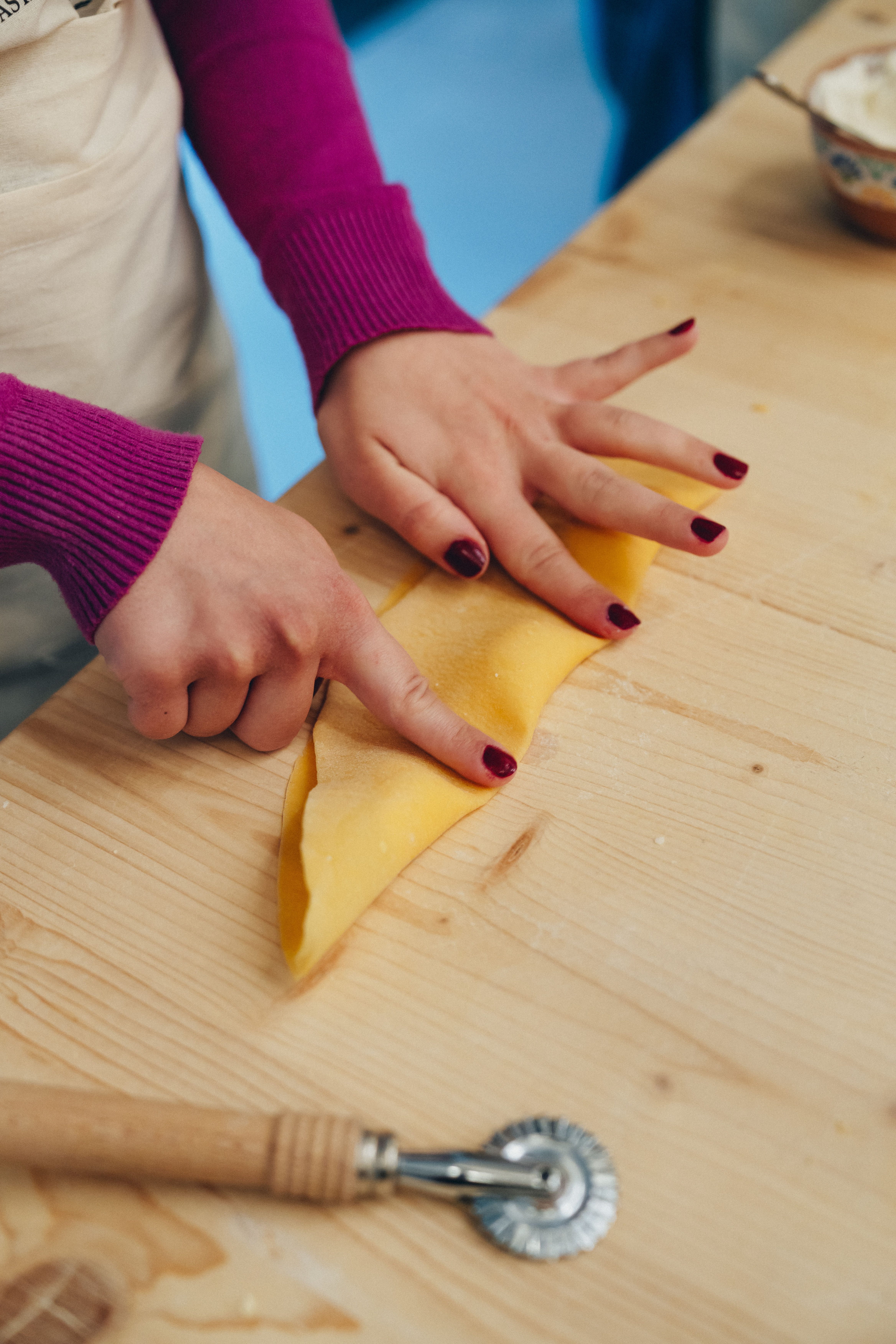 A True Taste of Florence: Market Tour, Artisan Pasta & Fine Wine