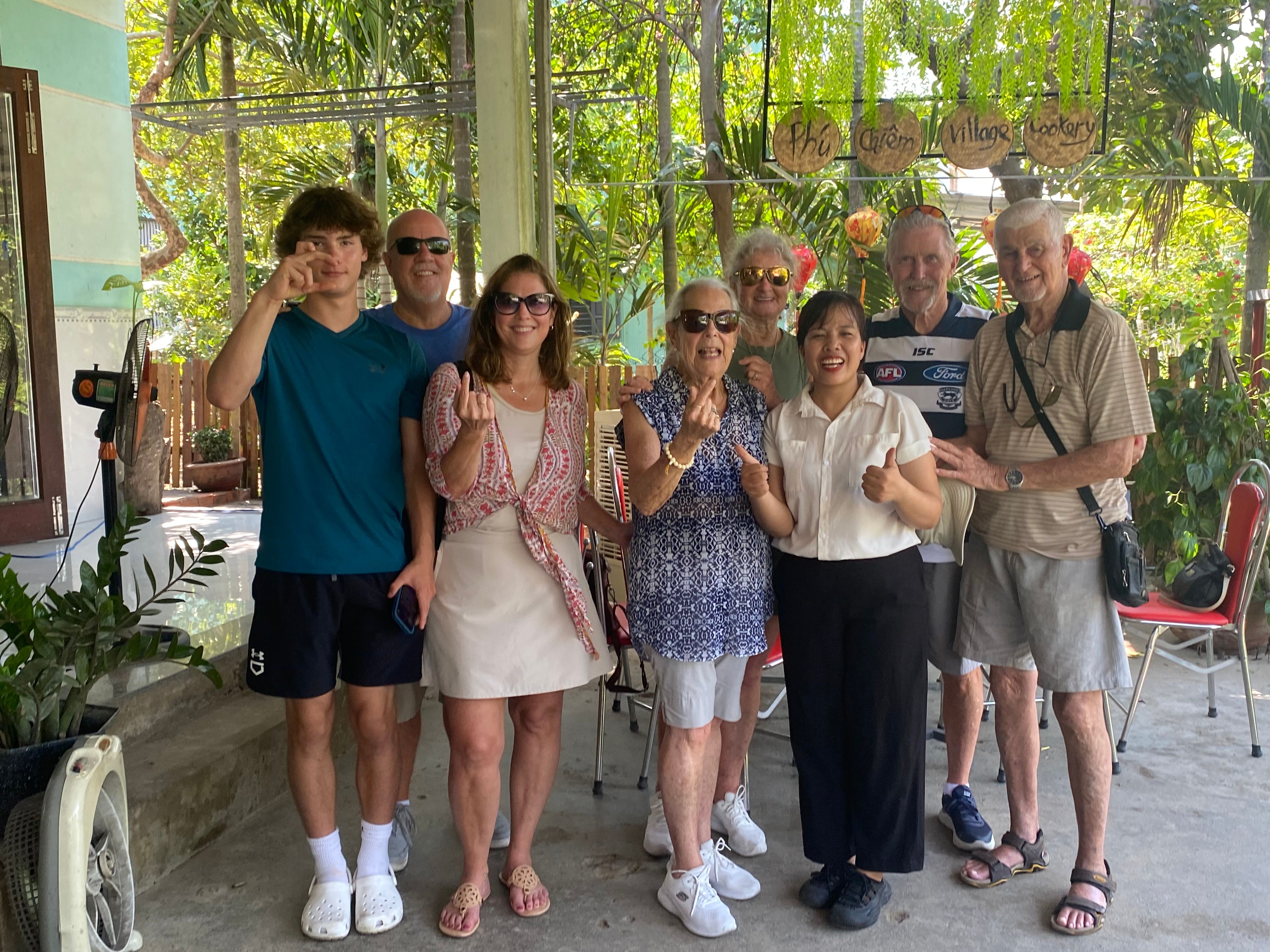 Market Tour Experience with Vietnamese Culinary Class in Hoi An